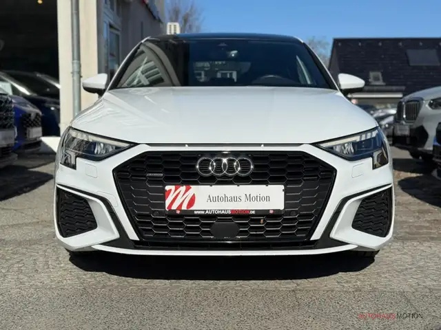 Audi A3 view 3