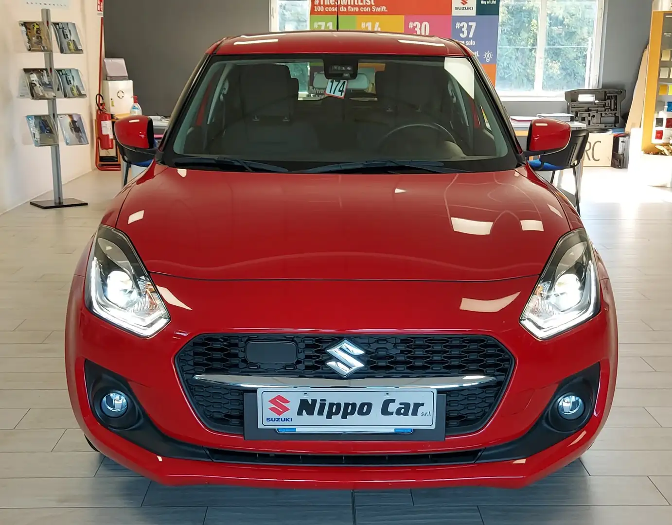 Suzuki Swift Swift VI 2020 1.2h Cool 2wd Rosso - 2