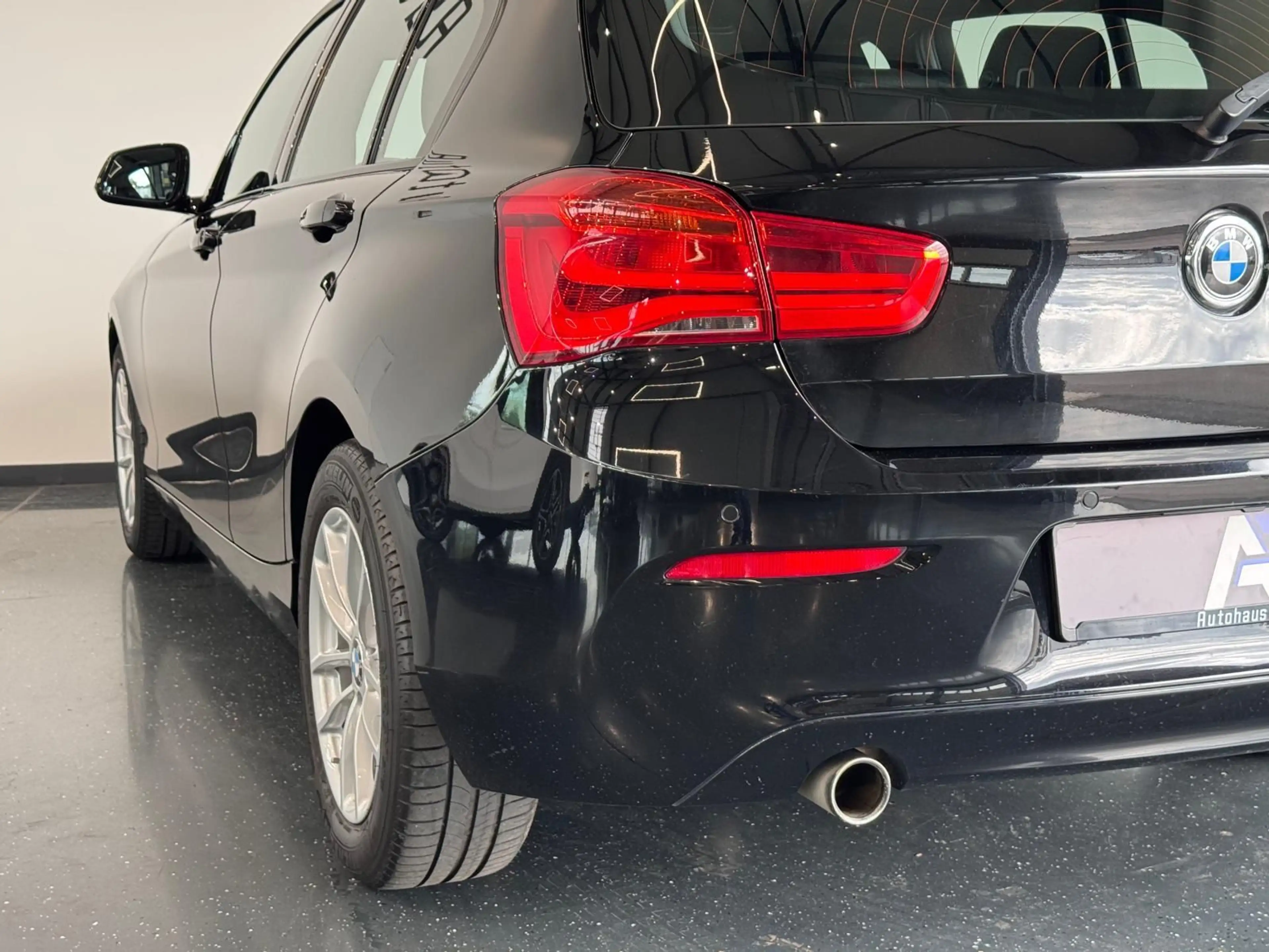 BMW 118 i Lim. 5 trg. Advantage*SHZ*PDC*AUTOMATIK* — photo 14
