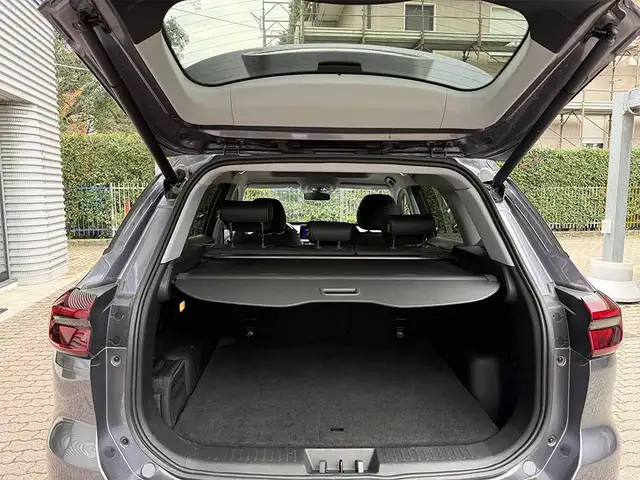 DR Automobiles DR6.0 view 23