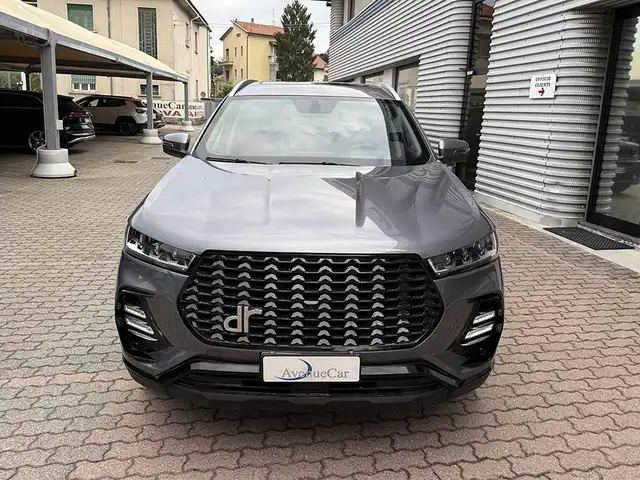DR Automobiles DR6.0 view 2