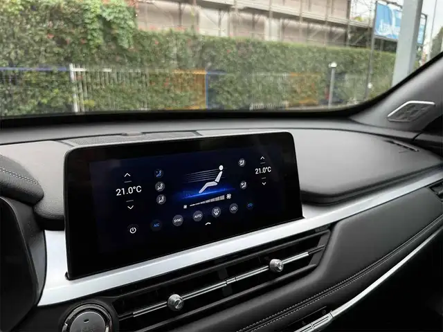 DR Automobiles DR6.0 view 19