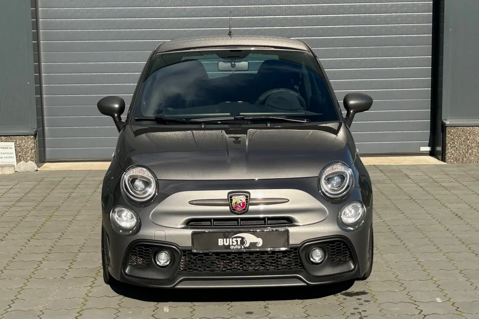 Fiat 500 Abarth 1.4 T-Jet Competizione 180pk SABELT RECORD MONZA 4 Grau - 2