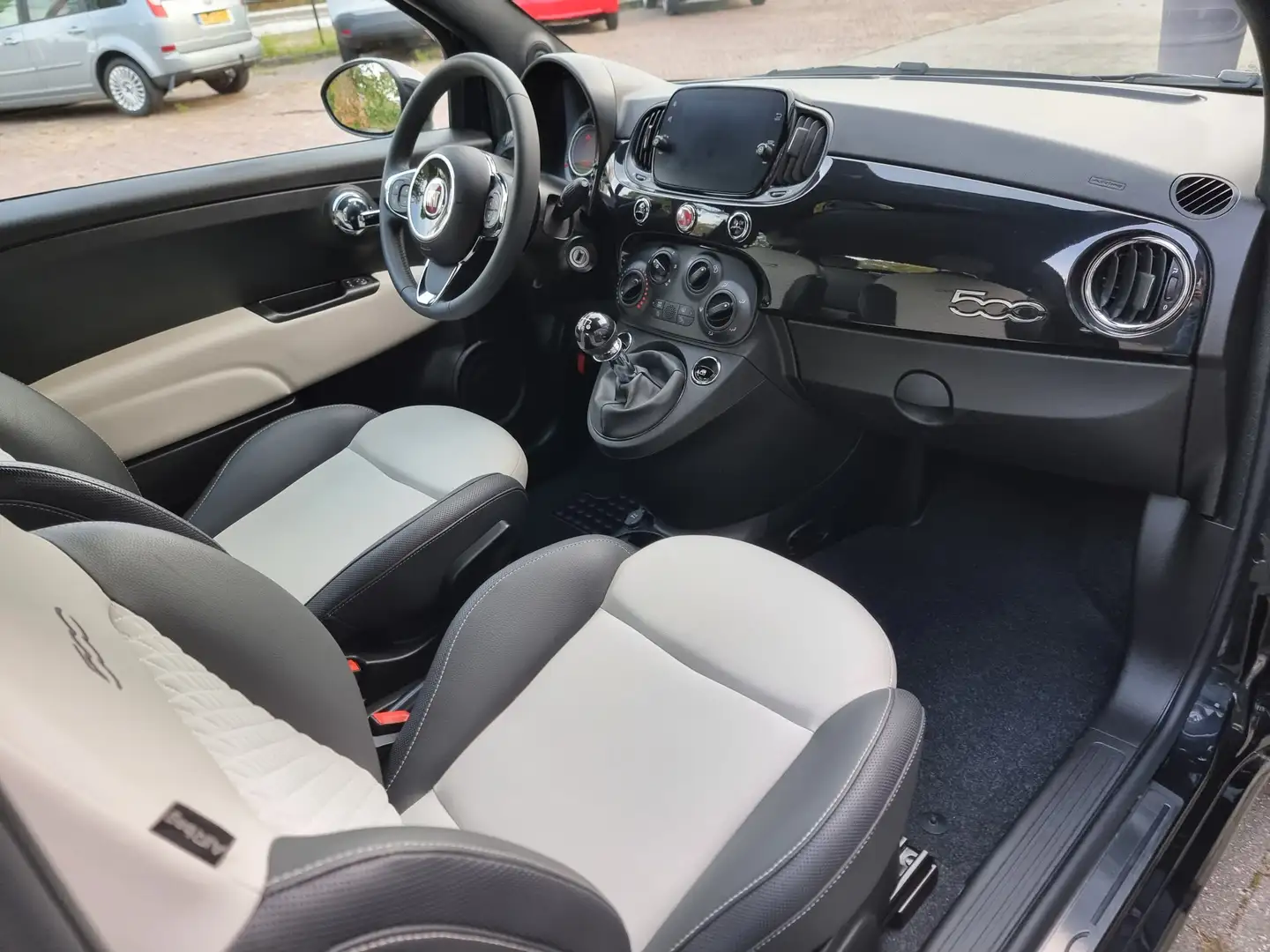 Fiat 500C 1.0 Hybrid Dolcevita Cabrio | 17dkm | Incl. BTW | Zwart - 2