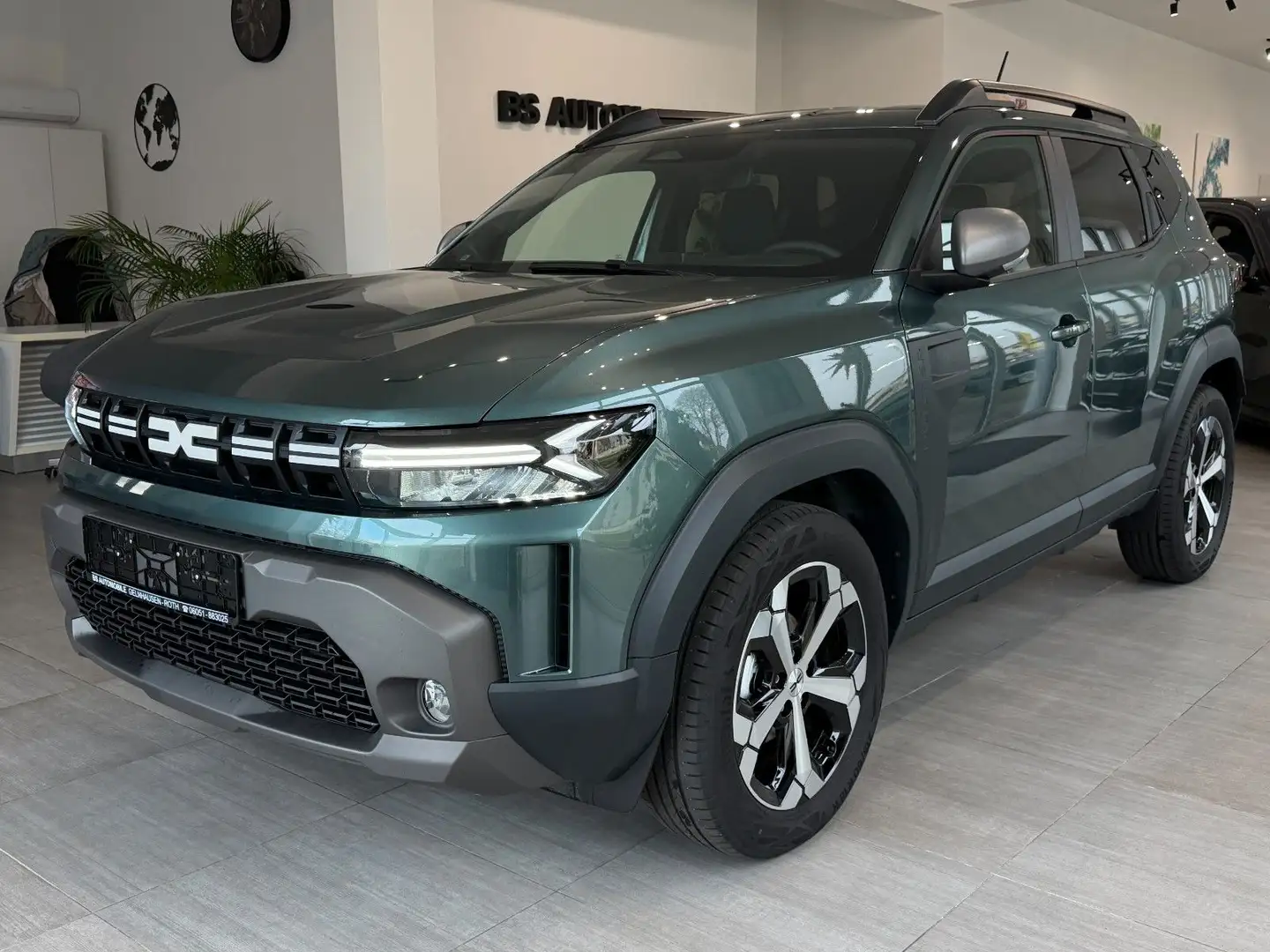 Dacia Duster III Journey TCe130 / Navi / Kamera Grün - 1