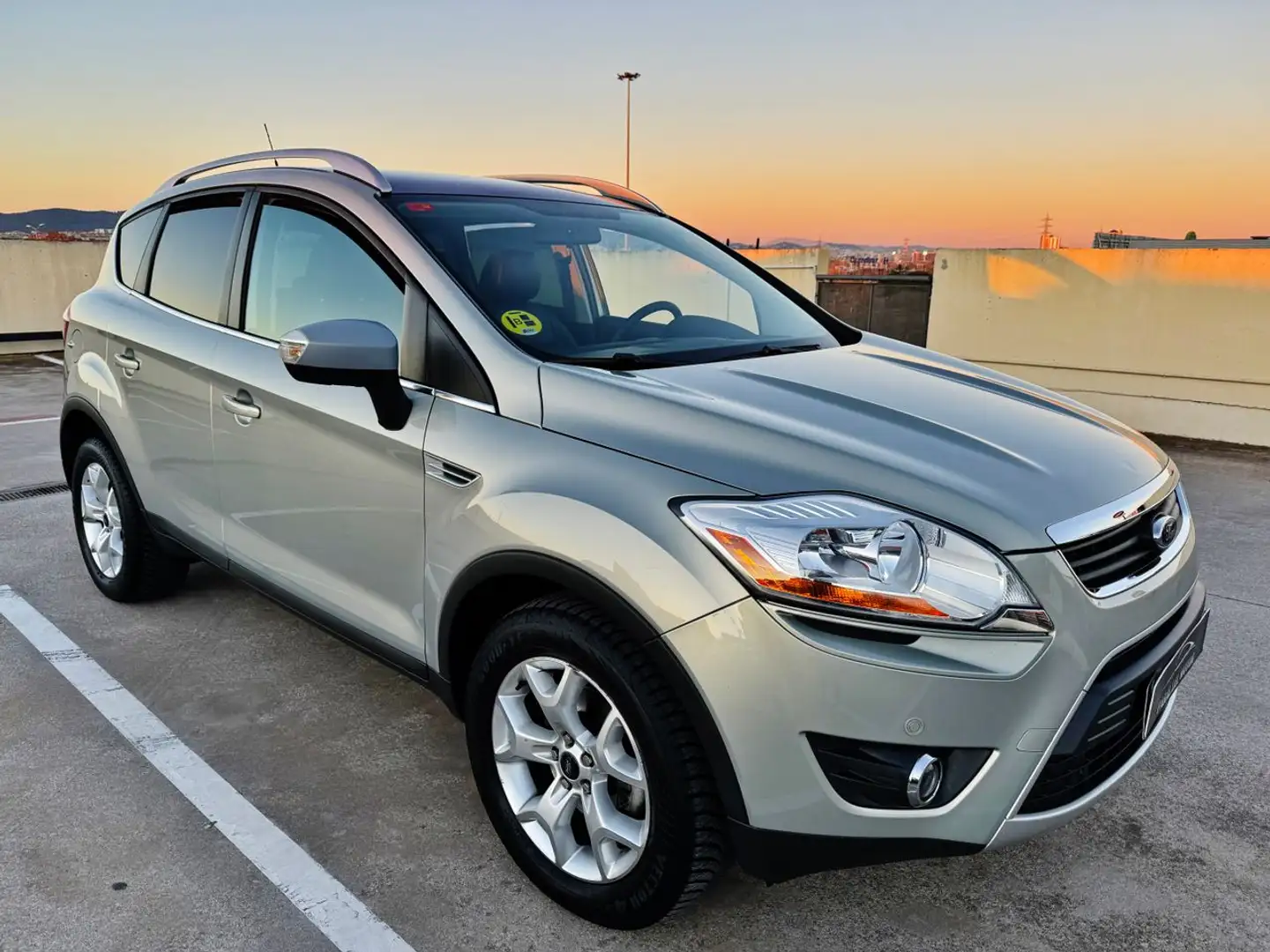 Ford Kuga 2.0TDCI Trend 2WD - 1