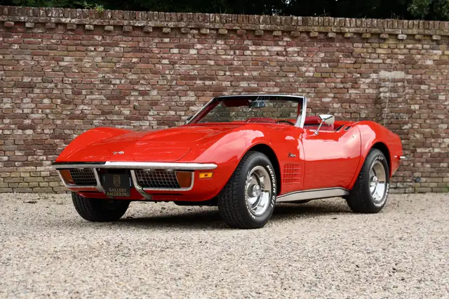 Chevrolet Corvette C3 Convertible "Restored condition" Executed in "M
