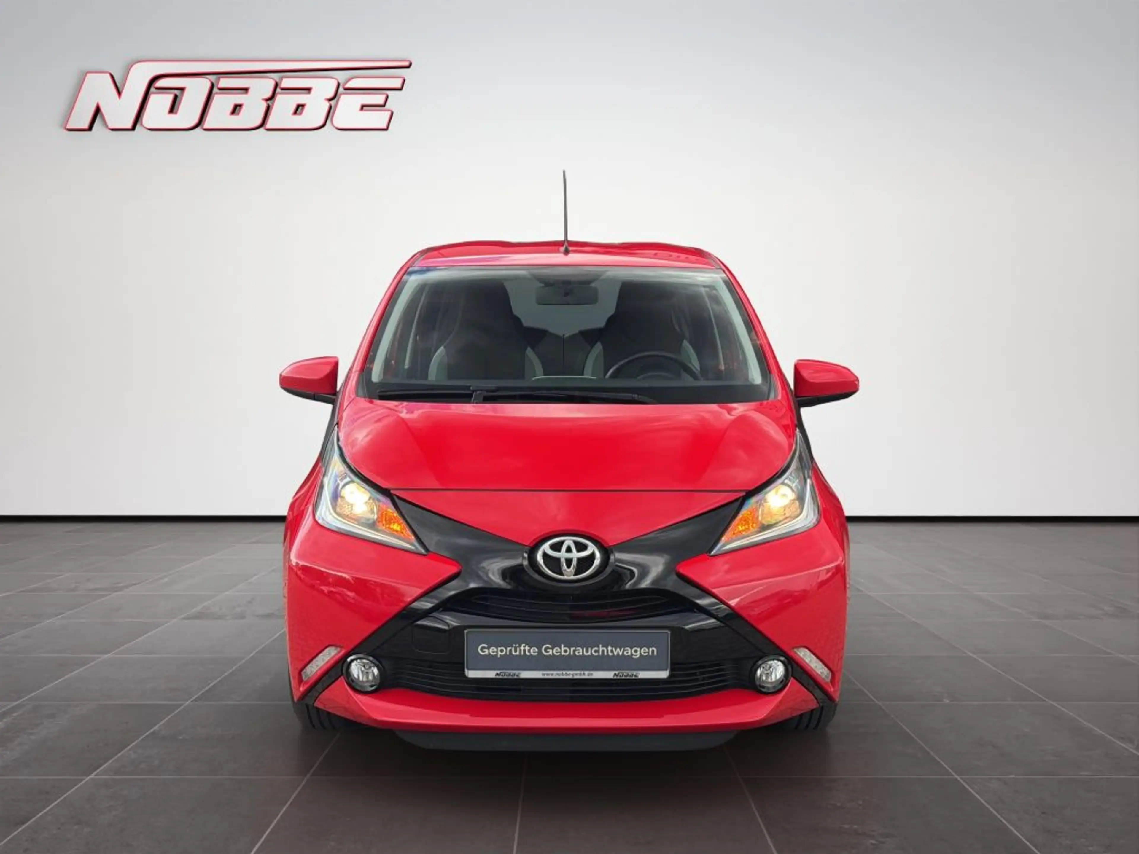 Toyota Aygo X x-play touch *Kamera+Klima+Allwetter* — photo 8