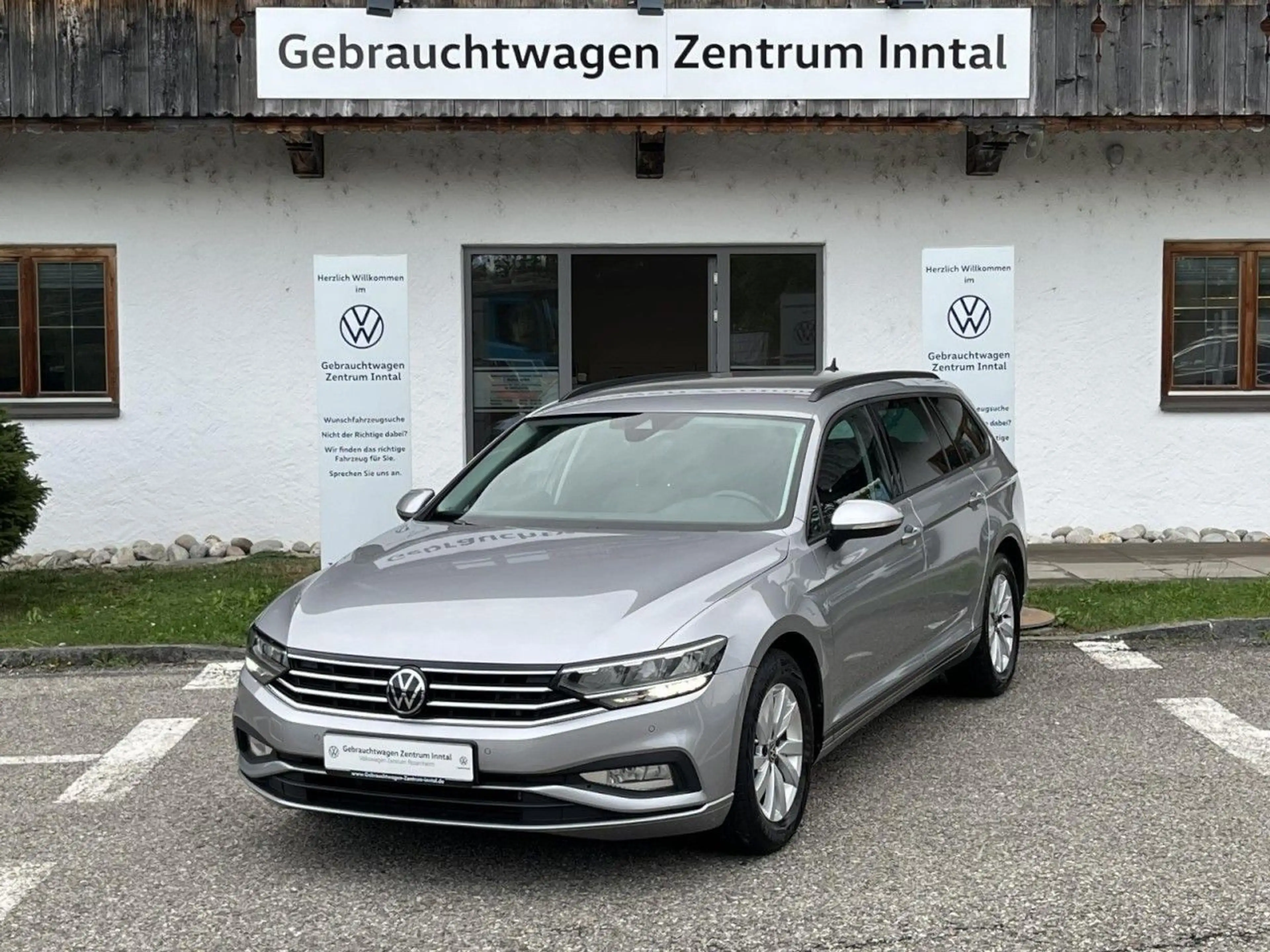Volkswagen Passat Variant 2,0 TDI DSG (Navi+ACC+LED) — photo 3