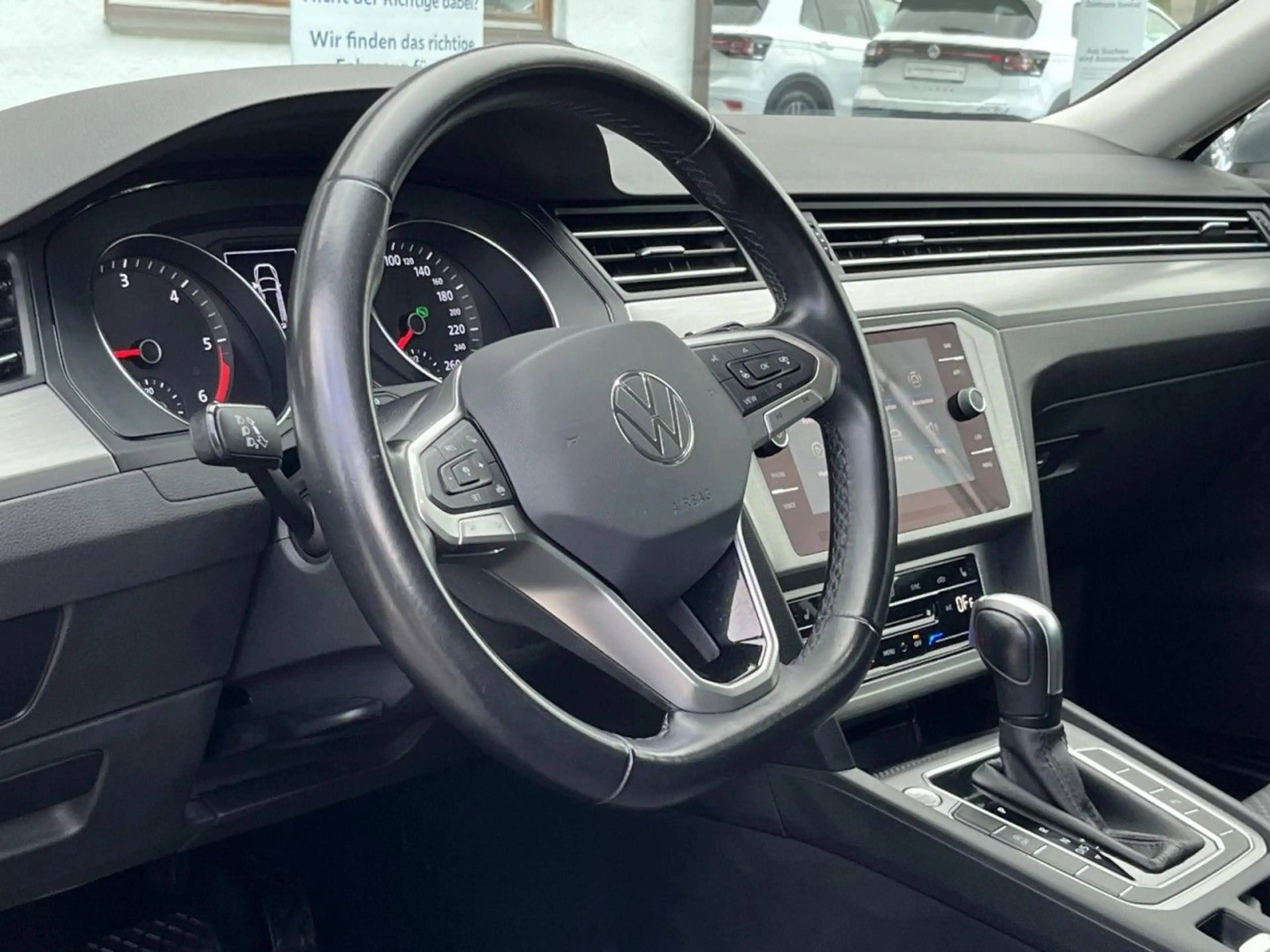 Volkswagen Passat Variant 2,0 TDI DSG (Navi+ACC+LED) — photo 13
