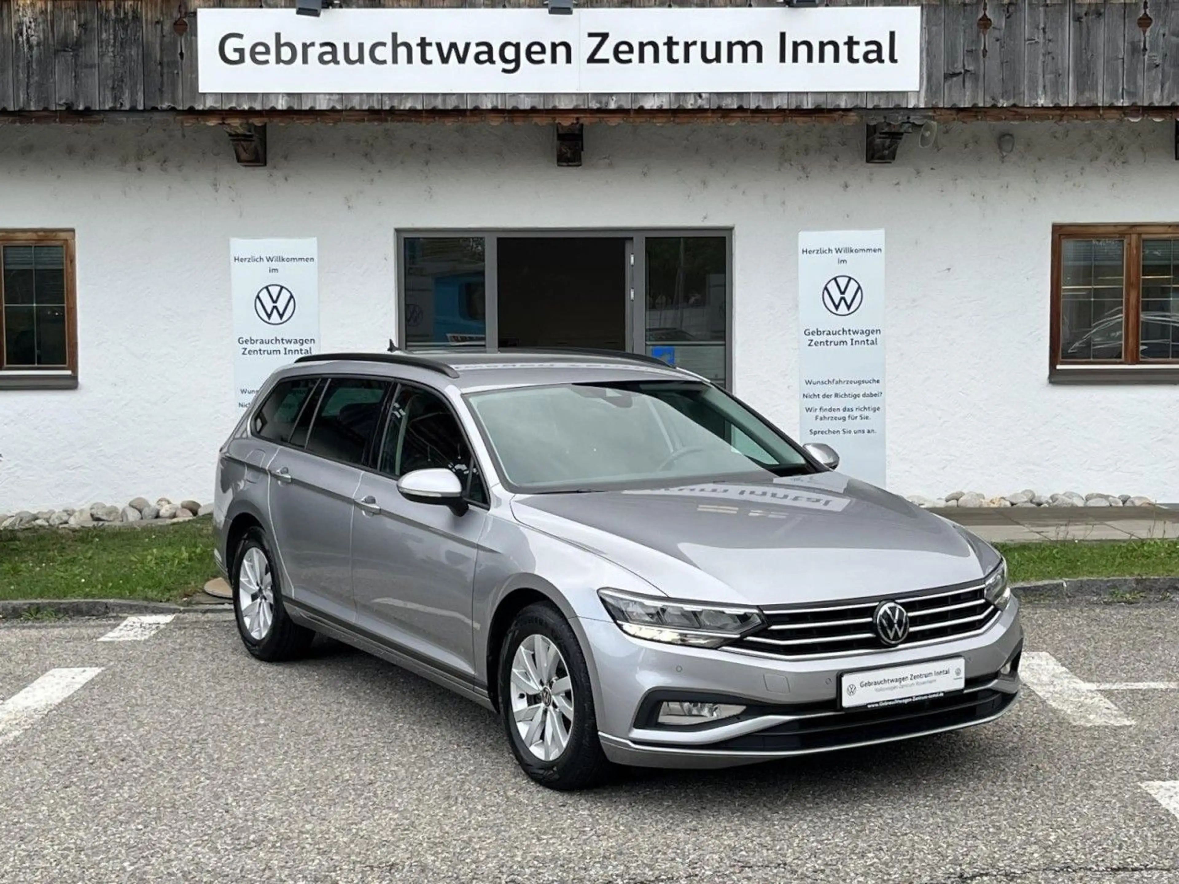 Volkswagen Passat Variant 2,0 TDI DSG (Navi+ACC+LED) — photo 4