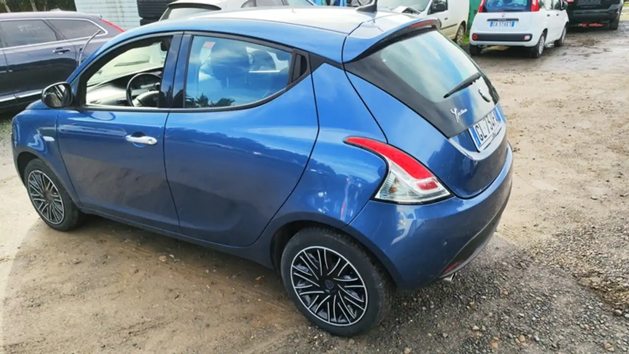 Lancia Ypsilon 2022