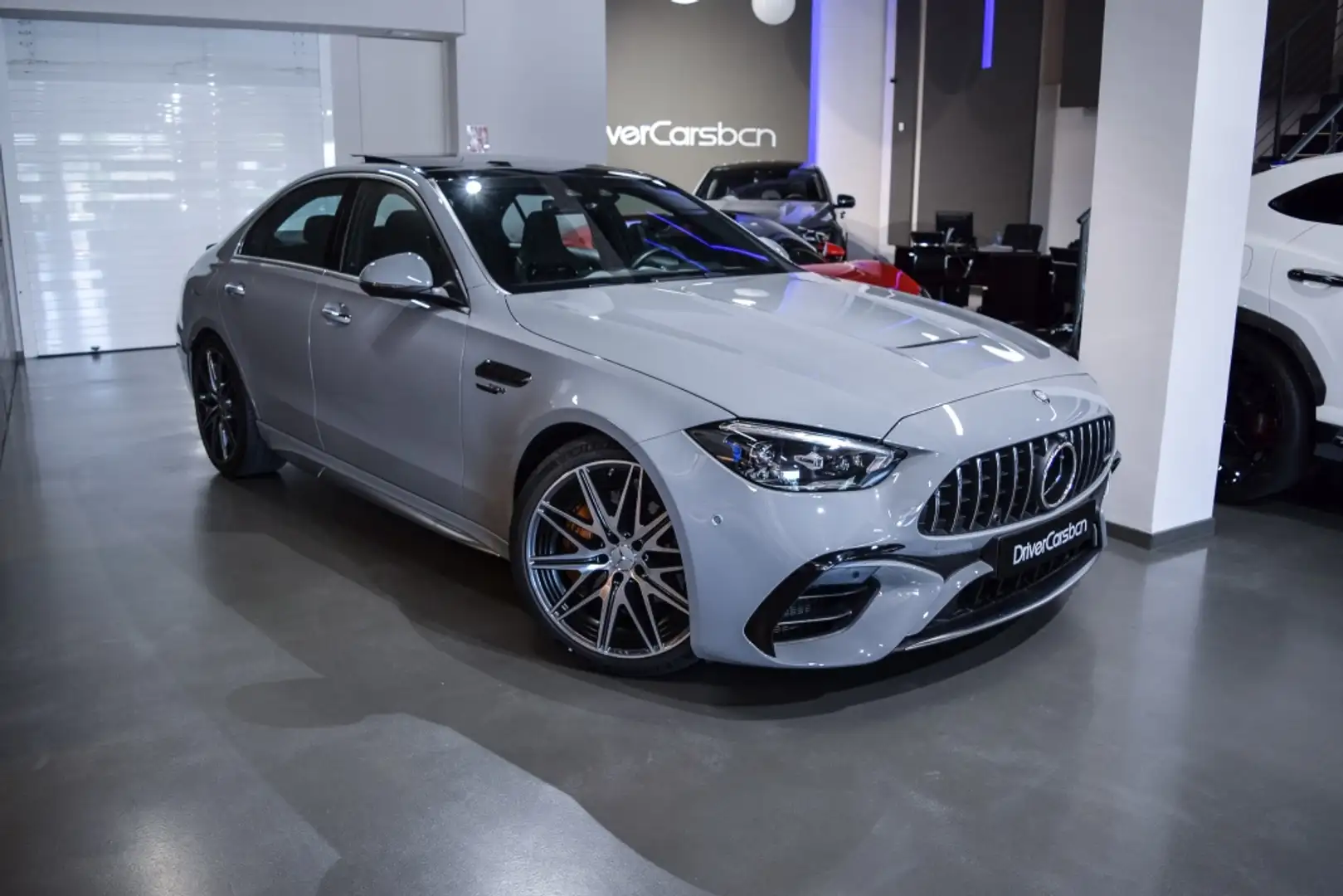 Mercedes-Benz C 63 AMG S E Performance 4Matic+ Grau - 2