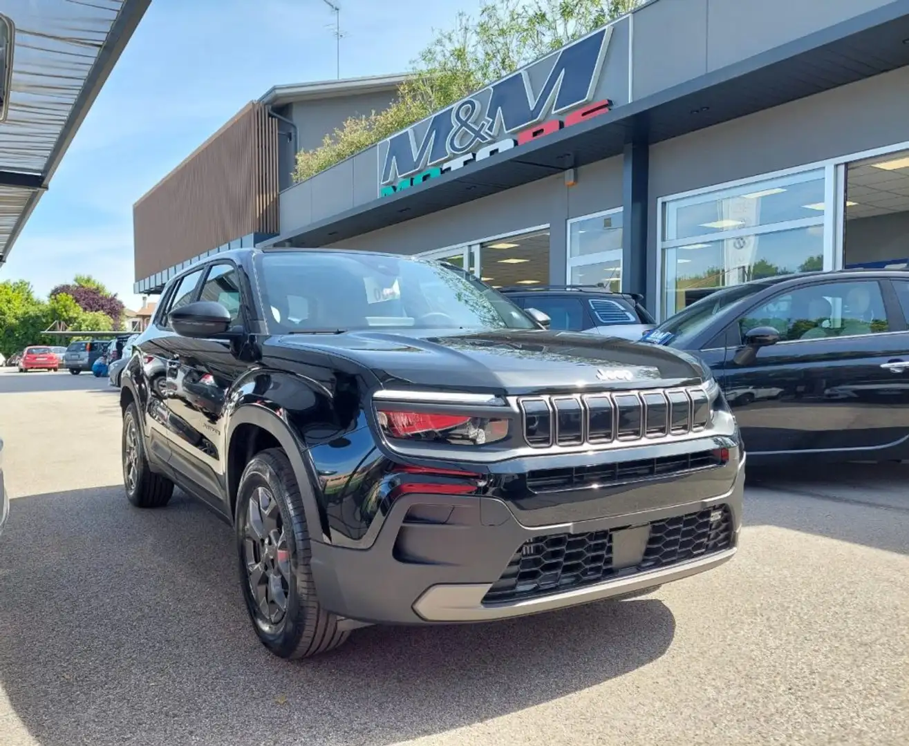 Jeep Avenger 1.2 Longitude 100CV MY24 #VARI COLORI Nero - 1