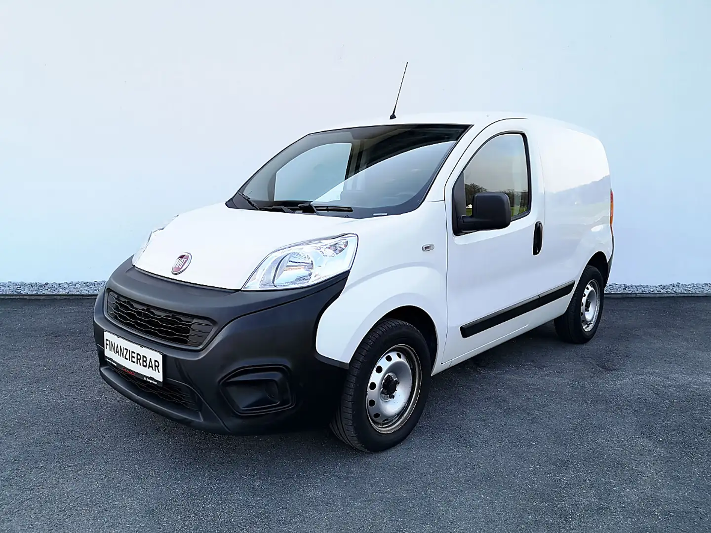 Fiat Fiorino 1,3 MultiJet 80 Weiß - 1