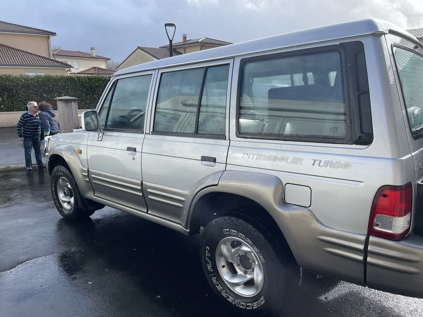 Hyundai Galloper 2,5 turbo gls Gris - 1