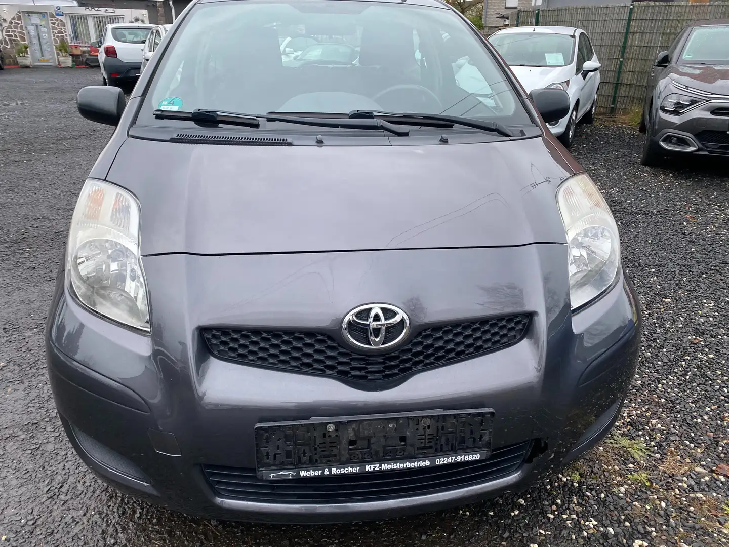 Toyota Yaris Cool+ Klima Grau - 2
