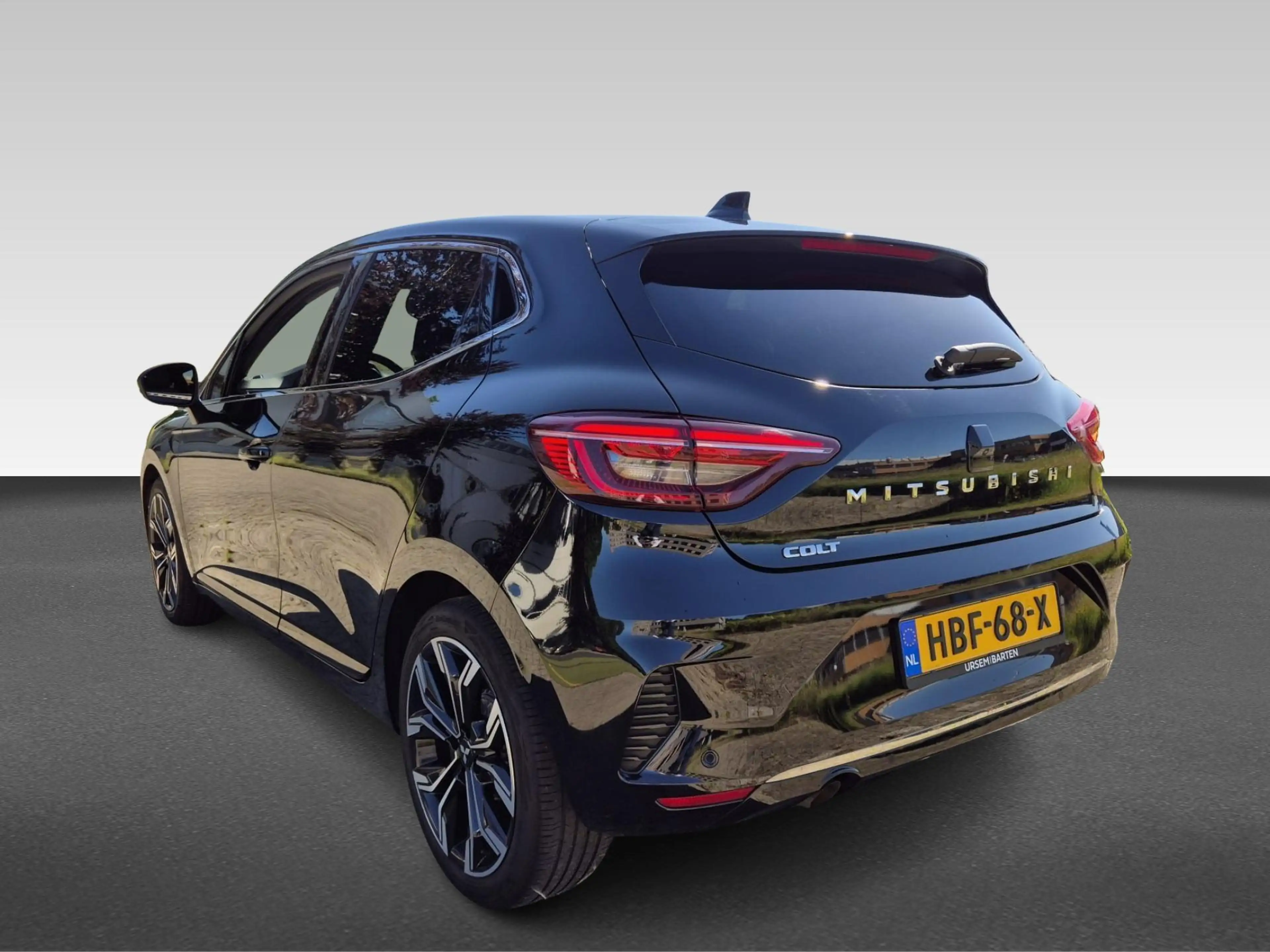 Mitsubishi Colt 1.0T MT Intense+ | Apple Carplay/Android Auto|tele — photo 4