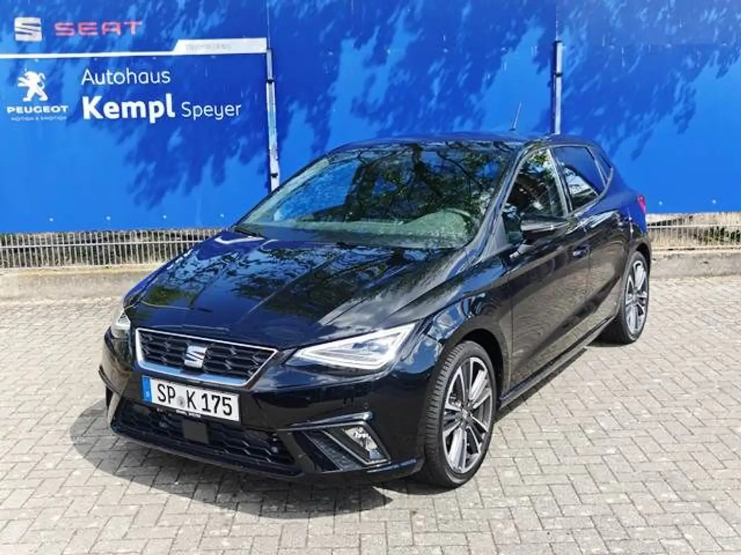 SEAT Ibiza 1.0 TSI S&S FR Anniversary Edition Schwarz - 1