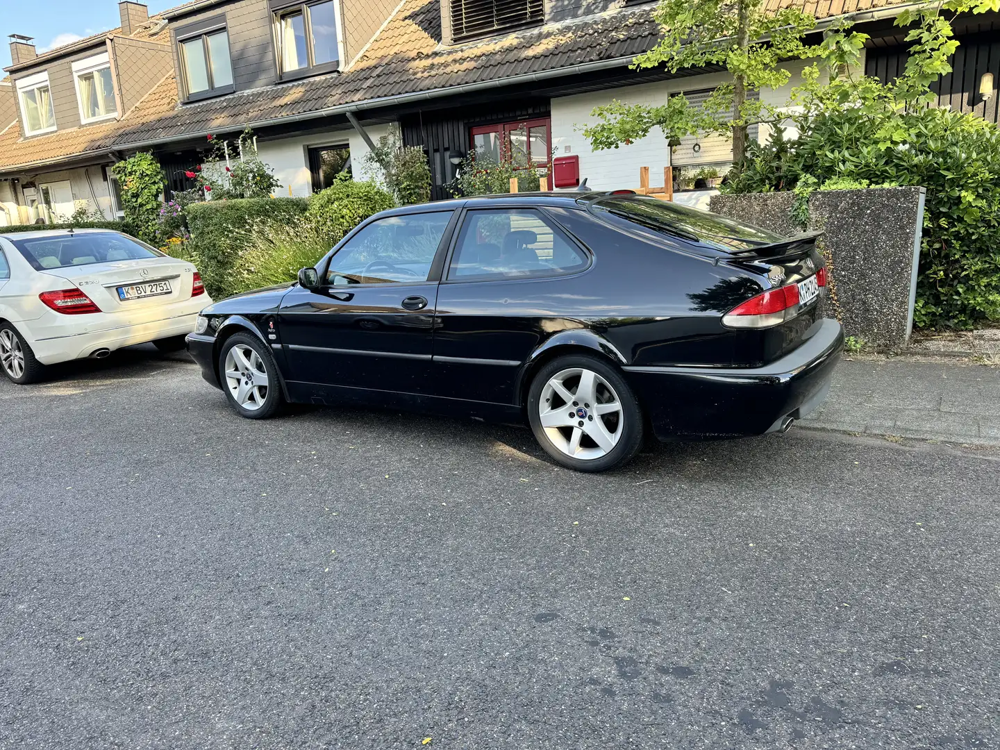 Saab 9-3 2.0 Turbo Aero Schwarz - 1