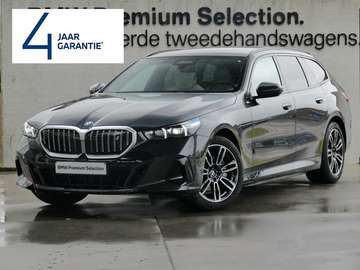 eDrive40 Touring M Sport | TOWB | ADAP SUSP |