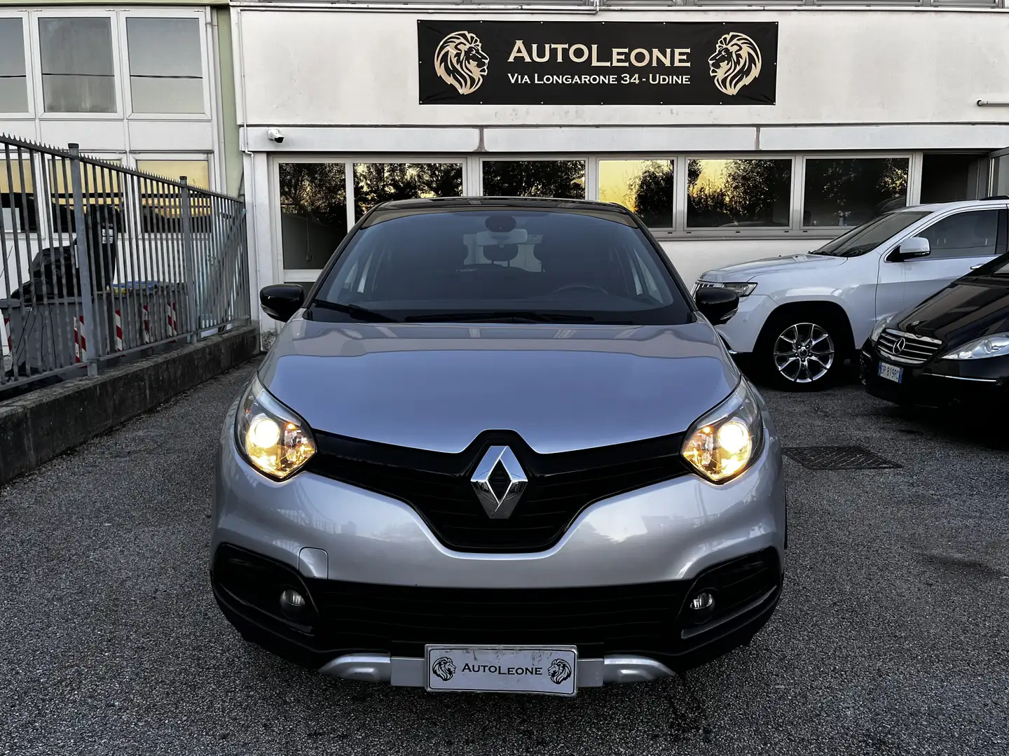 Renault Captur 1.5 dci Hypnotic 90cv edc AUTOMATICA OK NEOPATENTI - 2