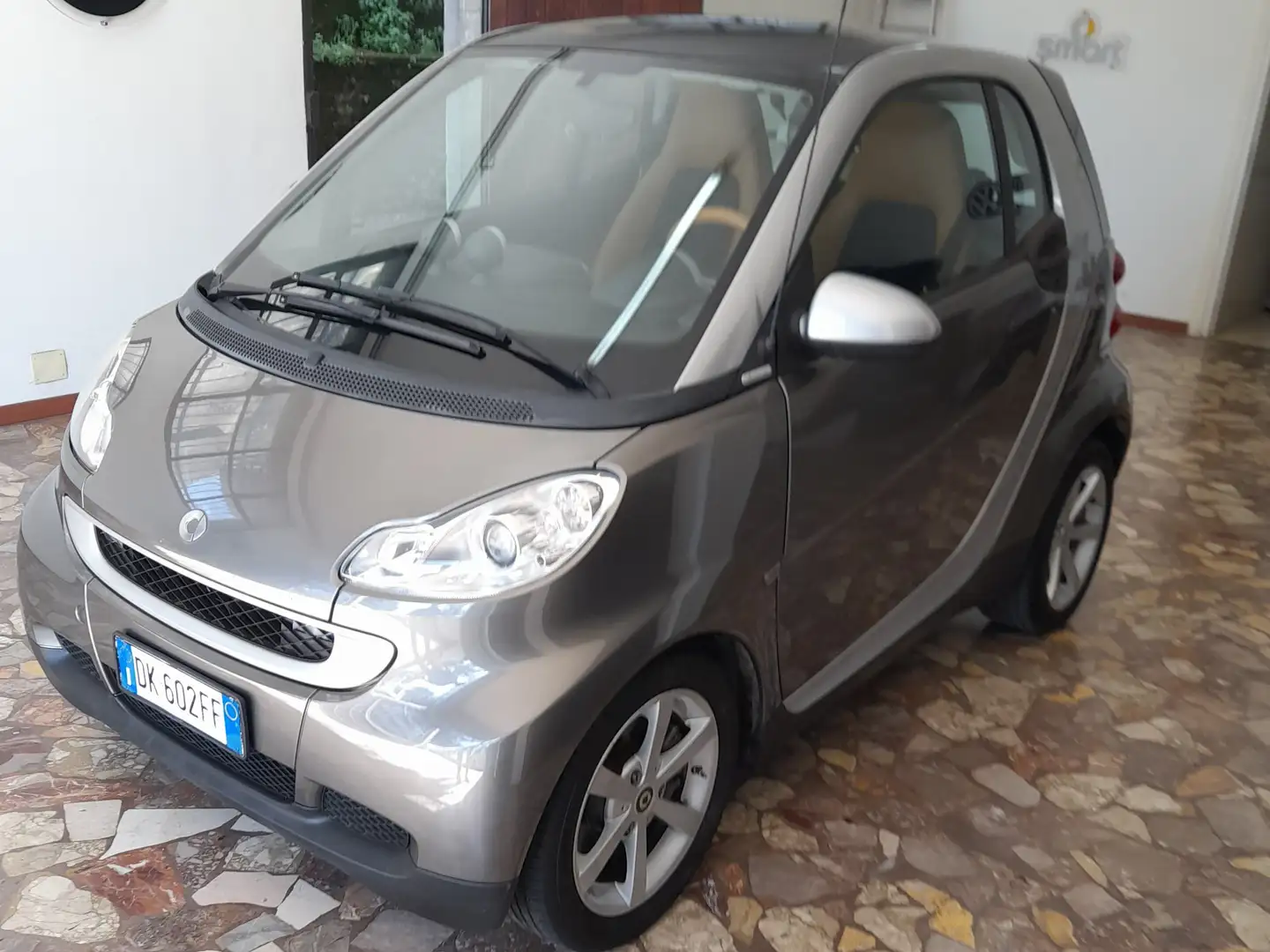 smart forTwo Fortwo 1.0 Passion 71cv Limited one pelle Bronzo - 2