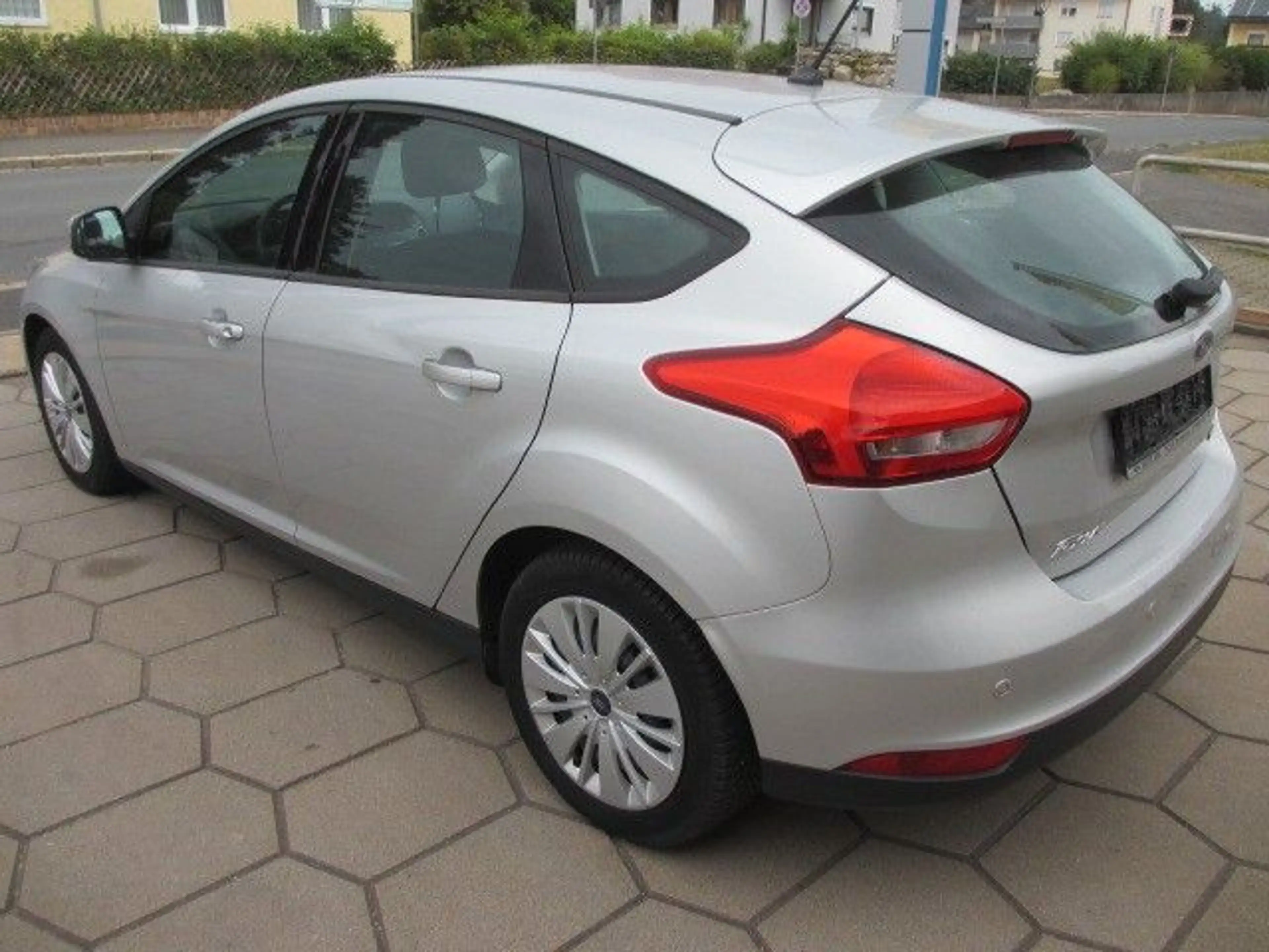 Ford Focus Lim. Trend, Winter- & Easy-Driver-Paket I — photo 8