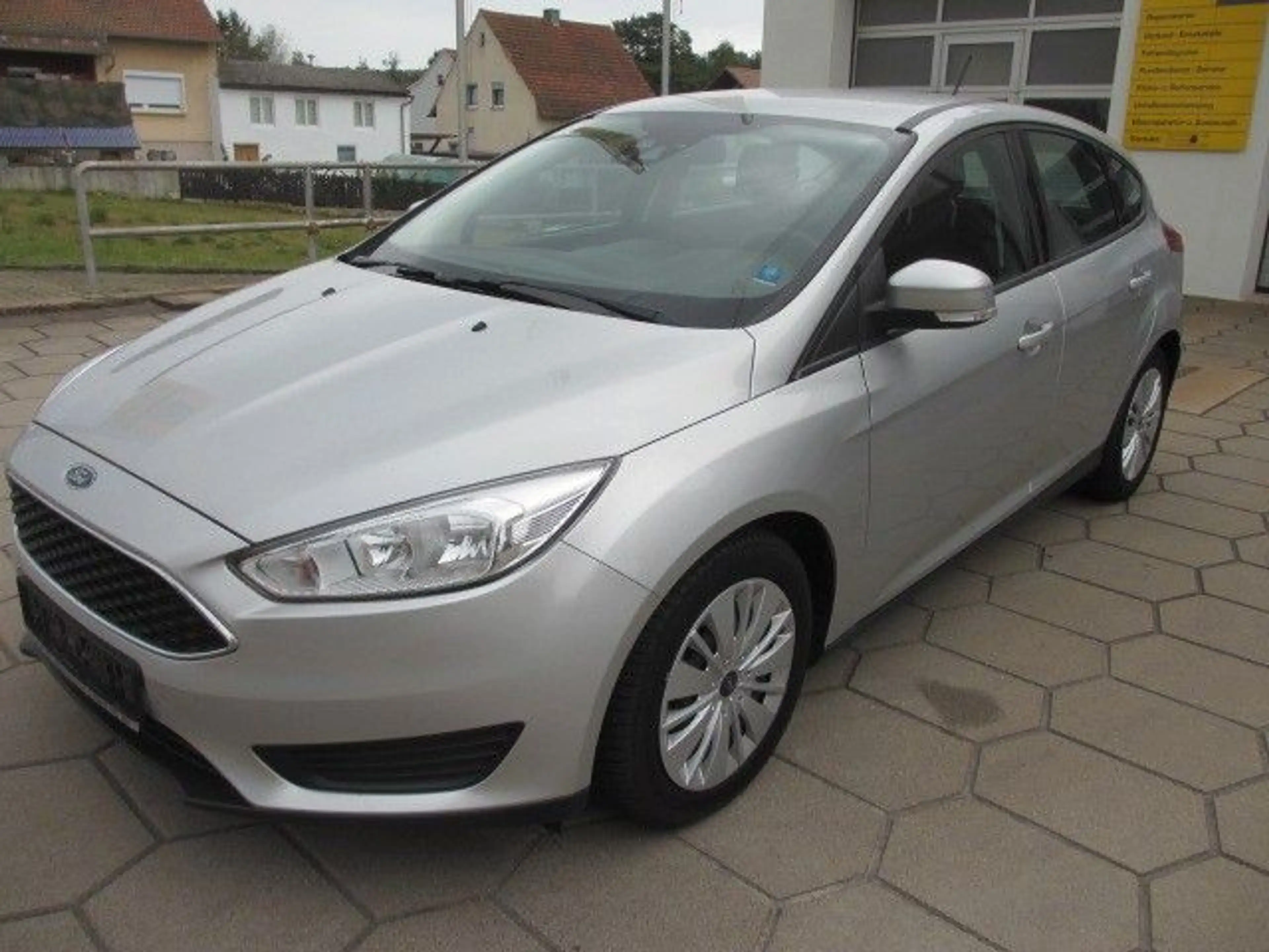 Ford Focus Lim. Trend, Winter- & Easy-Driver-Paket I — photo 2