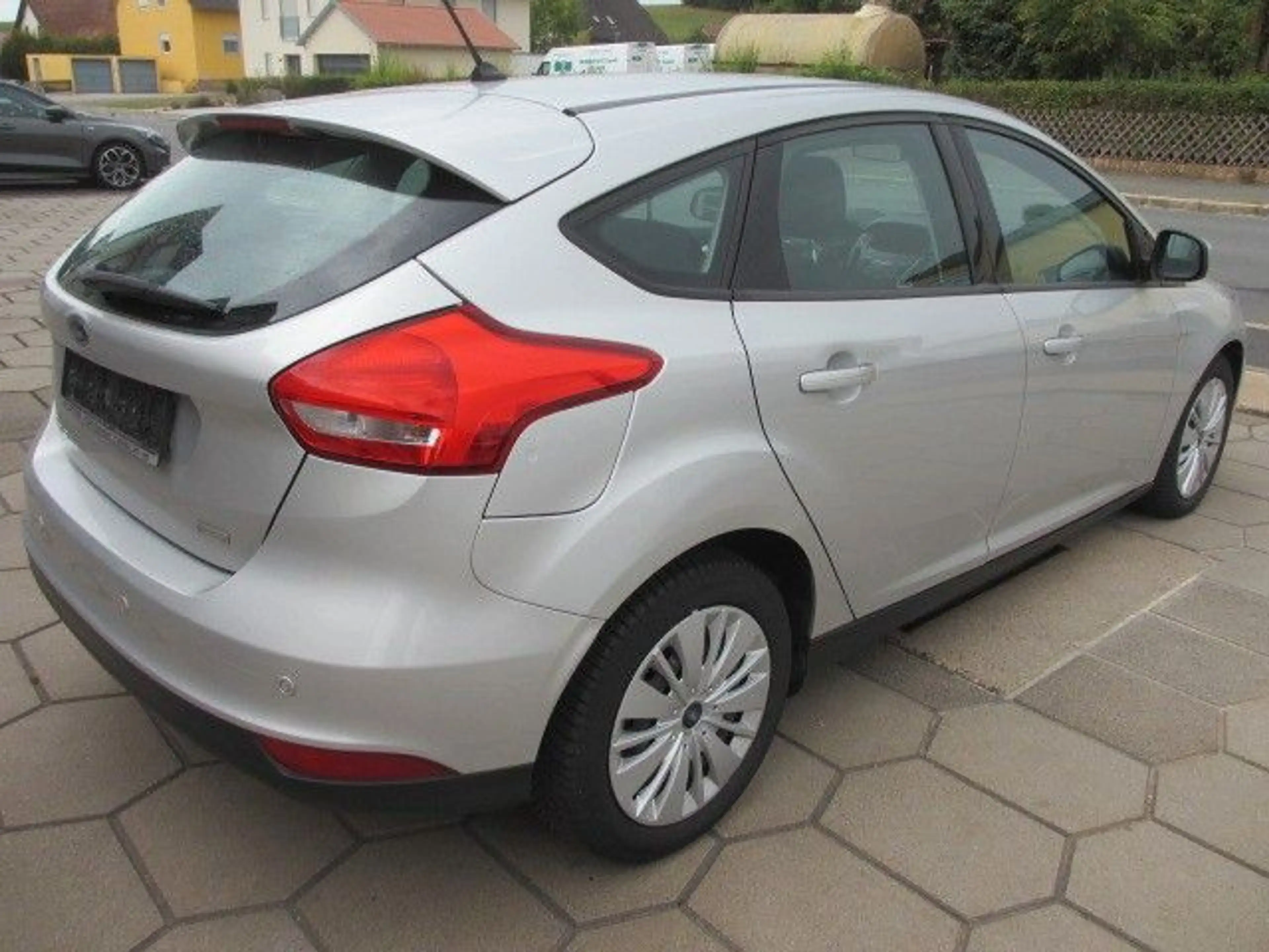 Ford Focus Lim. Trend, Winter- & Easy-Driver-Paket I — photo 6