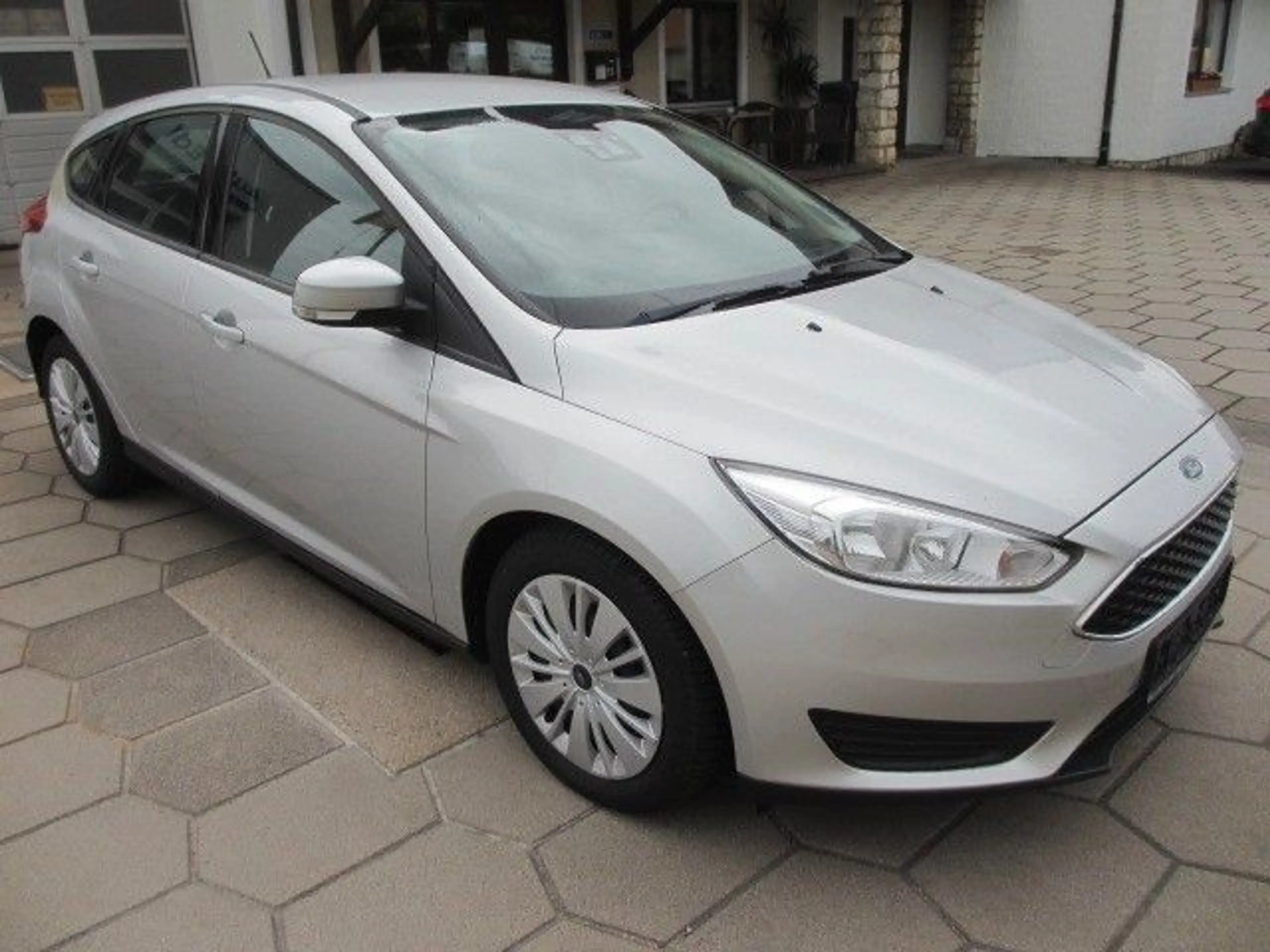 Ford Focus Lim. Trend, Winter- & Easy-Driver-Paket I — photo 4