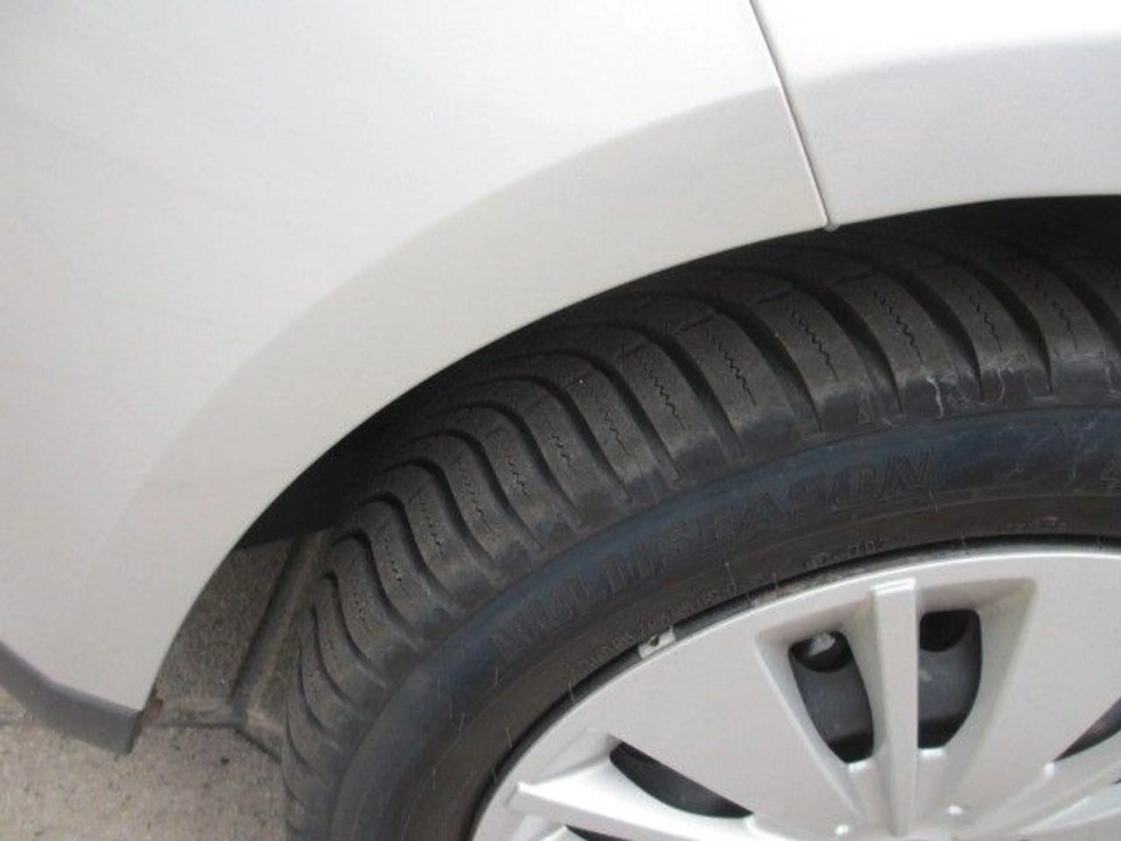 Ford Focus Lim. Trend, Winter- & Easy-Driver-Paket I — photo 9