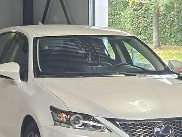 CT 200h 1.8i Executive Line E-CVT (EU6.2)