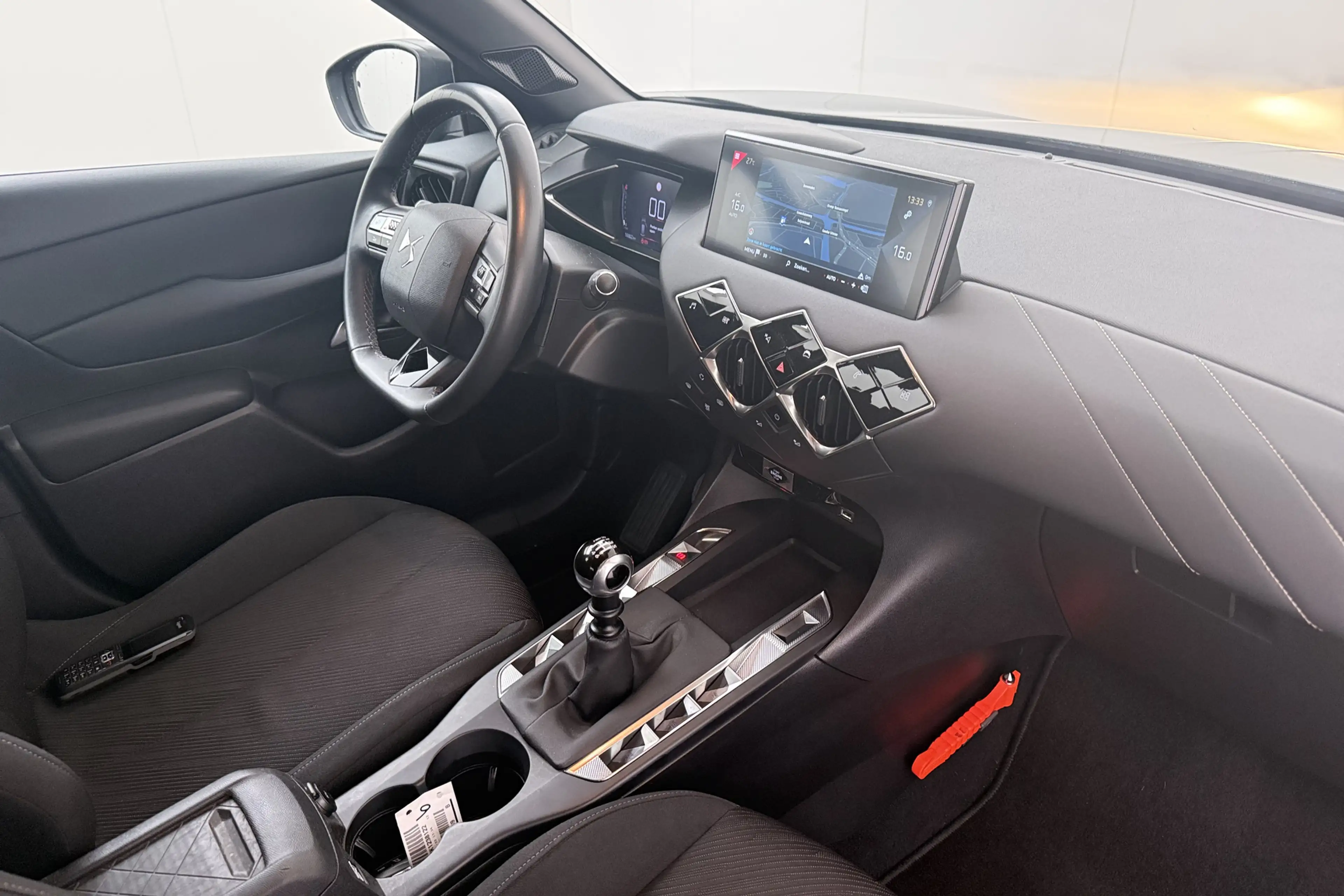 DS Automobiles DS 3 Crossback 1.2T 101 PK Montmartre Trekhaak Carplay Climate — photo 15