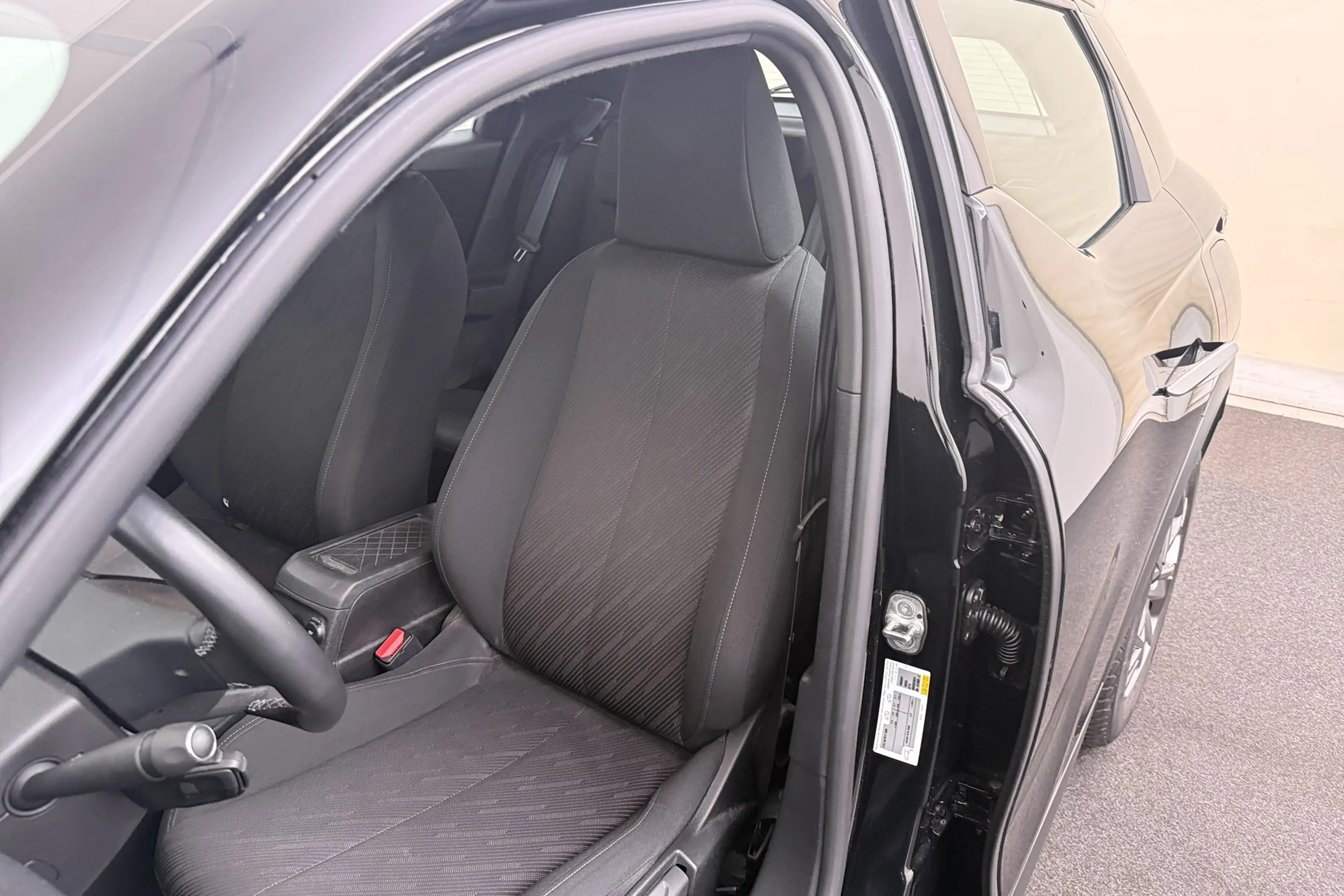 DS Automobiles DS 3 Crossback 1.2T 101 PK Montmartre Trekhaak Carplay Climate — photo 9