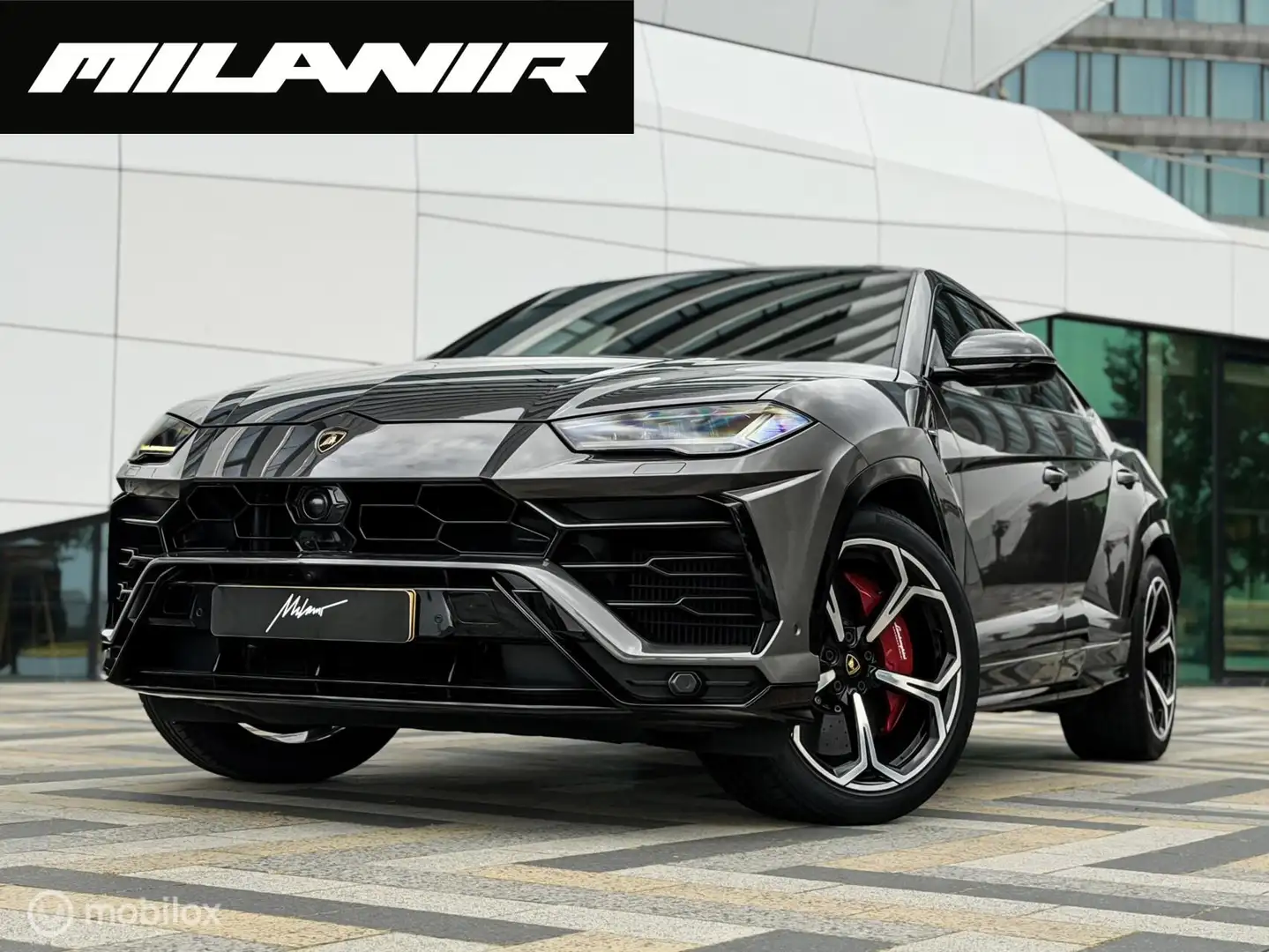 lamborghini urus