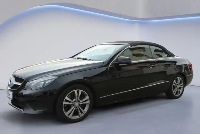Mercedes-Benz E 320 Cabrio /LED/Leder braun/Navi/ 77tkm
