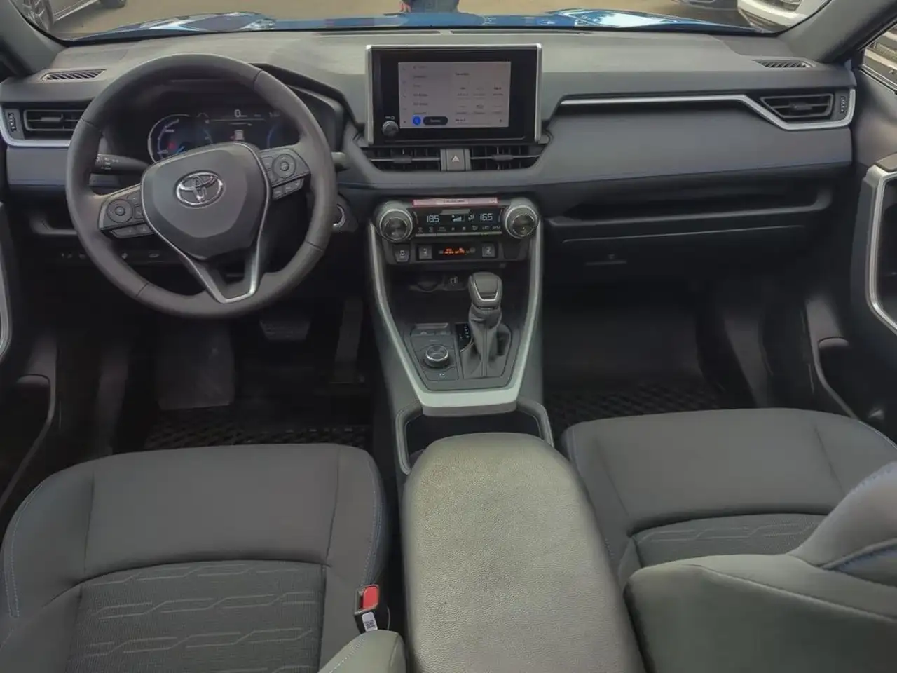 Toyota RAV 4 снимка Toyota RAV 4