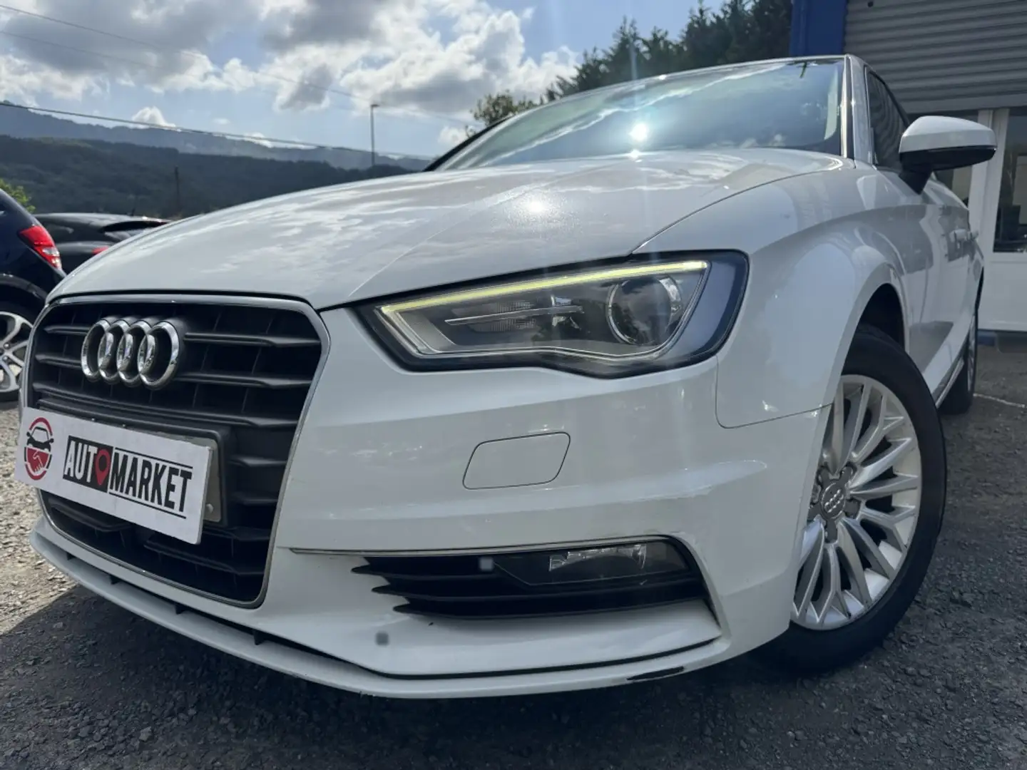Audi A3 1.4 TFSI COD Attraction S-Tronic 140 Blanco - 1