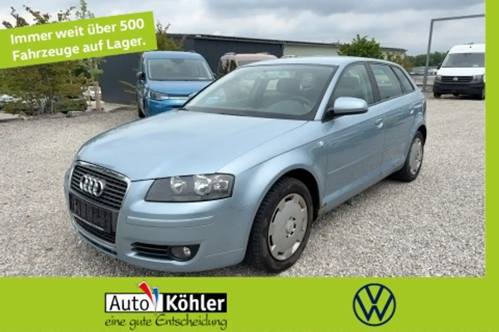 Audi A3 Sportback 1.6 Attraction KlimaA SHZ Синий - 1