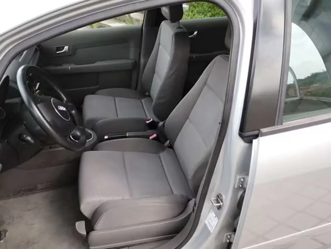 Audi A2 1.4, foto 9