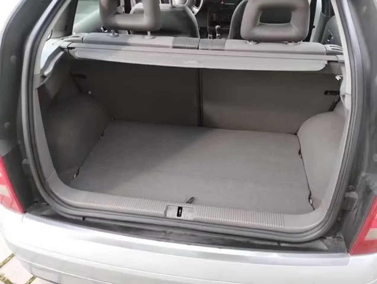 Audi A2 1.4, foto 11