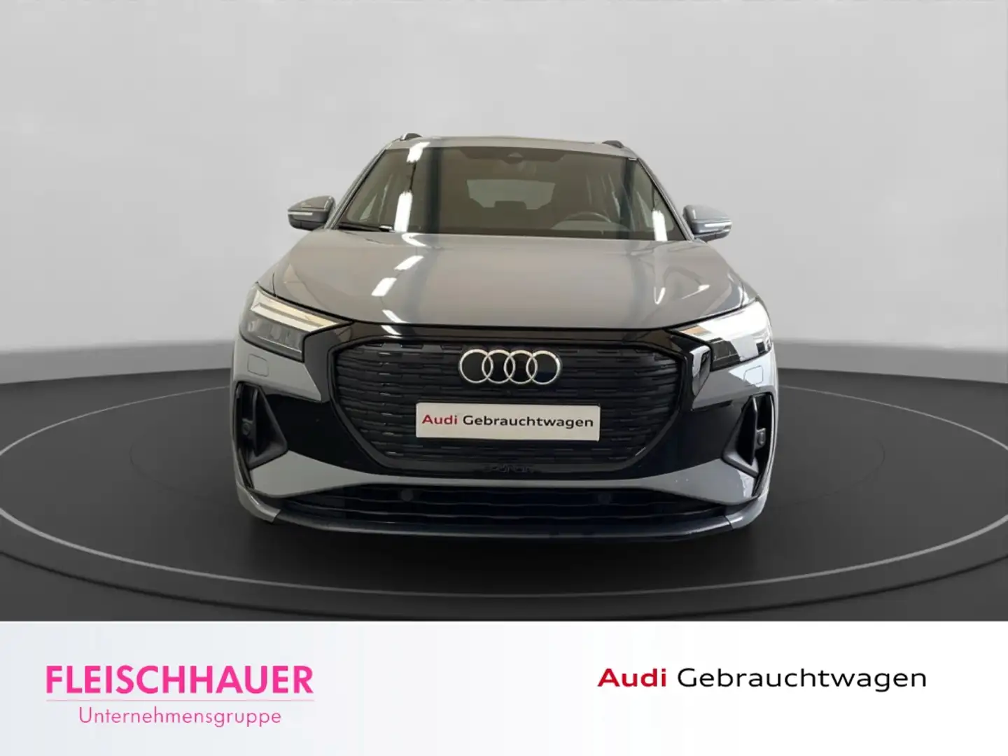 Audi Q4 e-tron 40 LED Navi Tel.-Vorb. PDCv+h Pano El. Heck. ACC Grau - 2