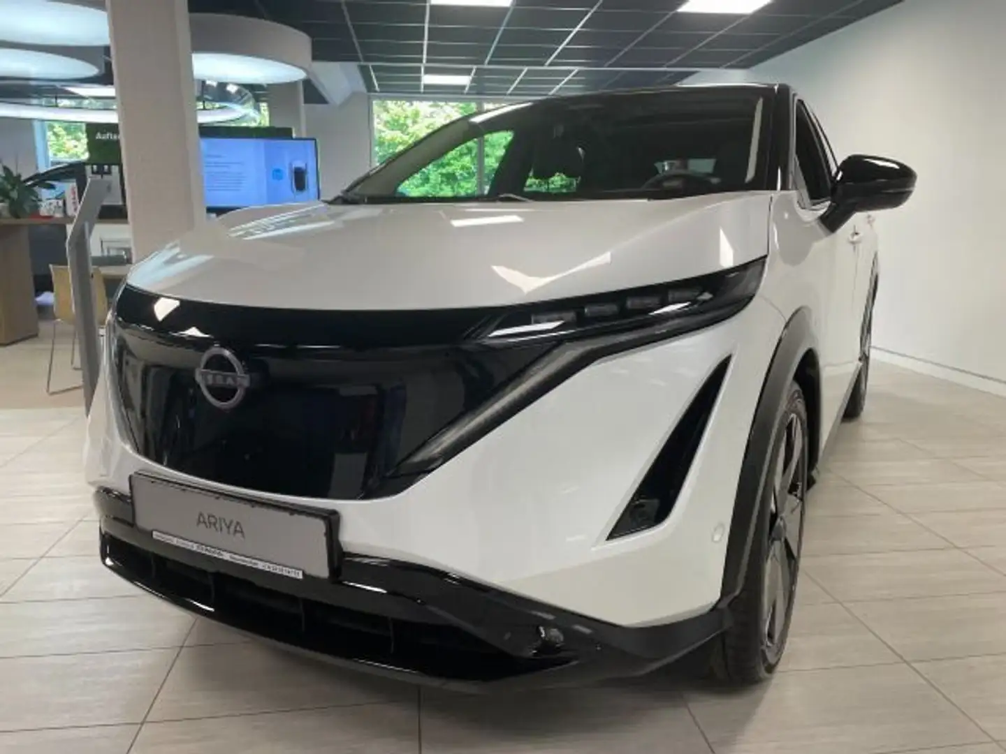 Nissan Ariya Evolve+ e-4orce 394 PS Voll Alb - 2