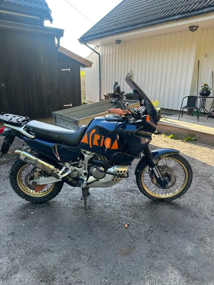 Honda XRV 750
