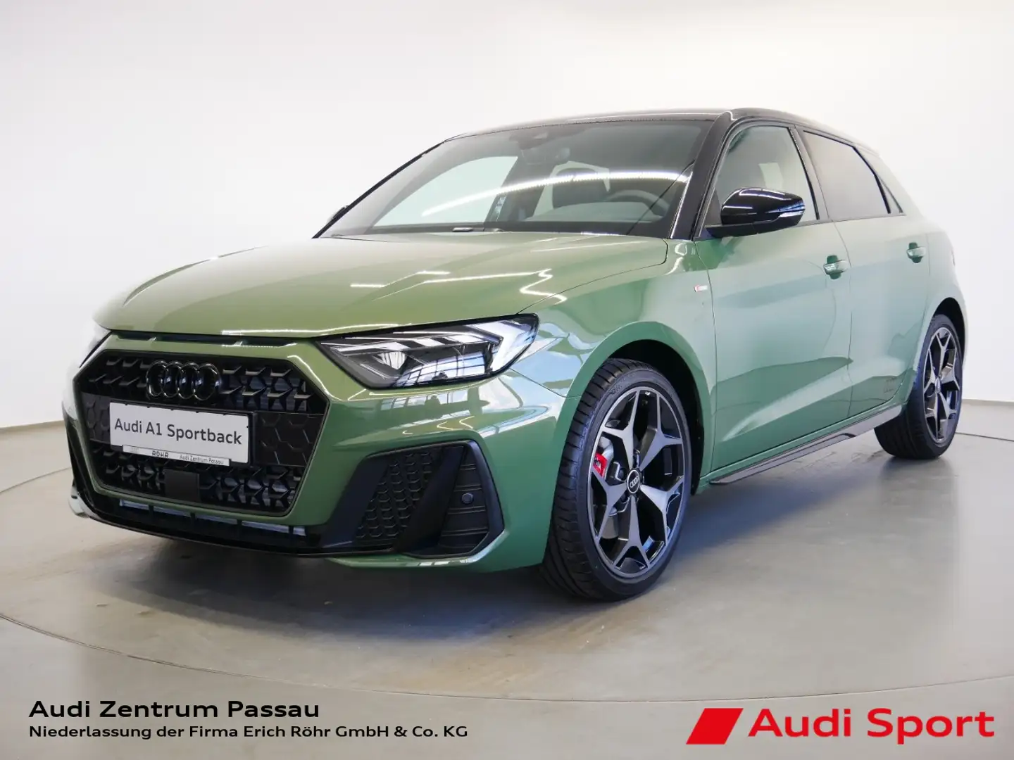 Audi A1 Sportback S line 40 TFSI 152(207)  S tronic Groen - 1