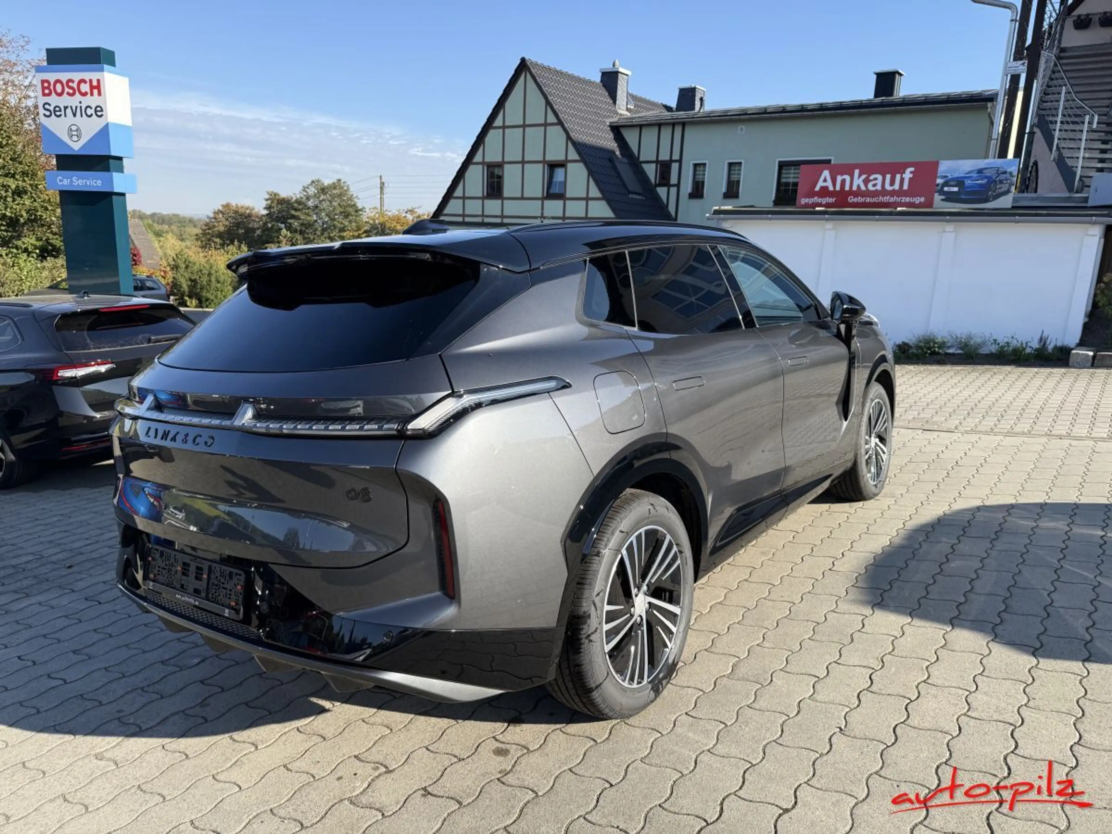 Lynk & Co 08 PHEV 257 kW Core Pano 360Grad LED — photo 4