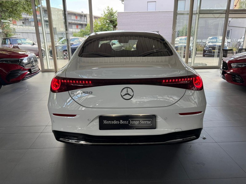 Mercedes-Benz CLA 180 Progressive Pano LED AdvPlus frei08.2026 — photo 6
