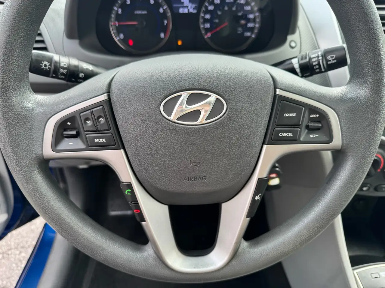 Hyundai ACCENT снимка Hyundai ACCENT