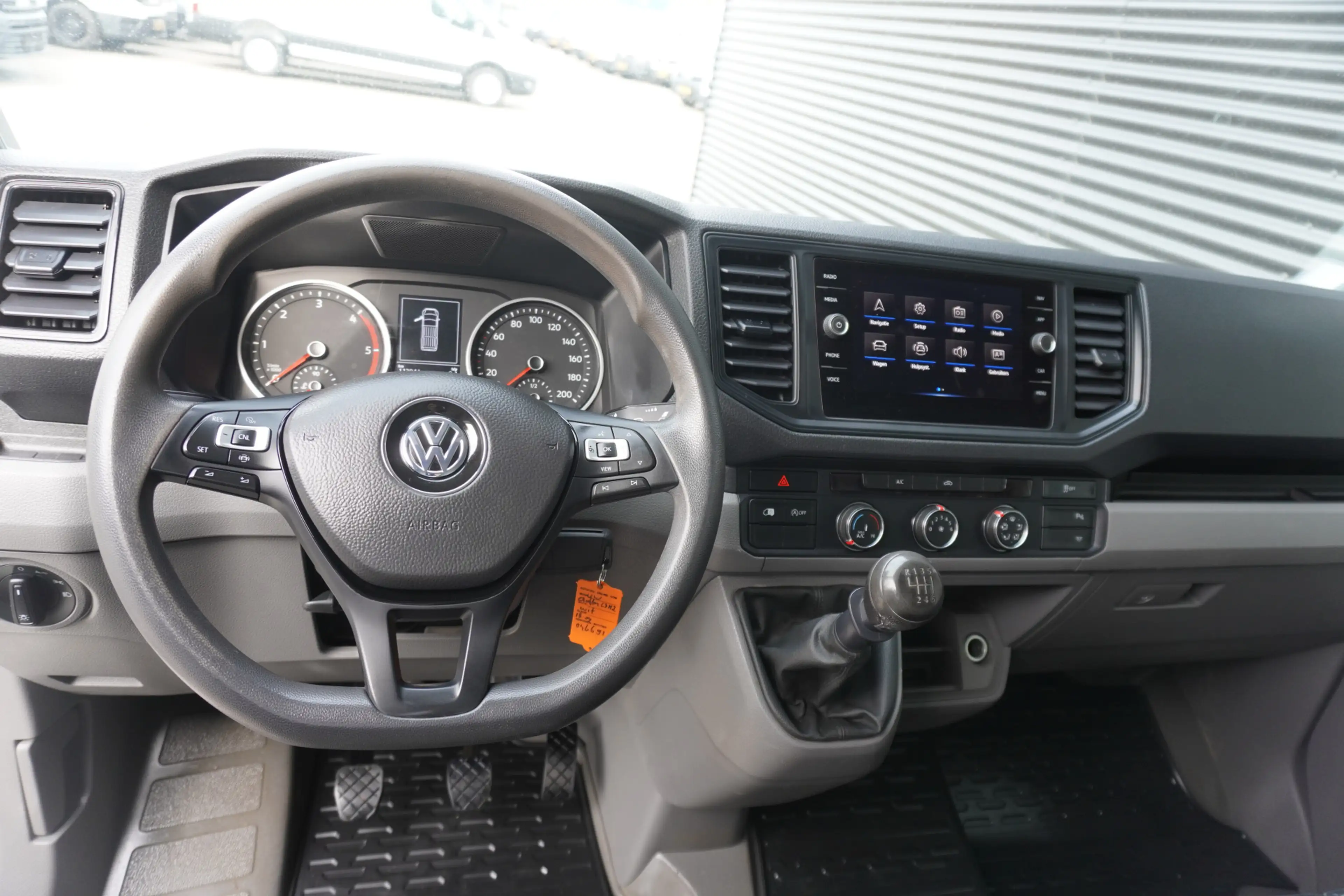 Volkswagen Crafter 140pk L3H2/L2H1 Apple Carplay Camera Navigatie Par — photo 2